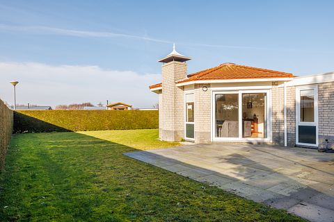Bungalow octogonal unique à Ameland - 4
