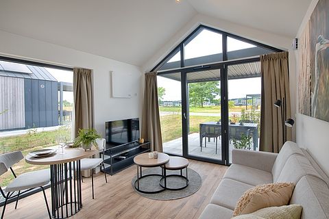 Tiny House op waterrijk park - 3