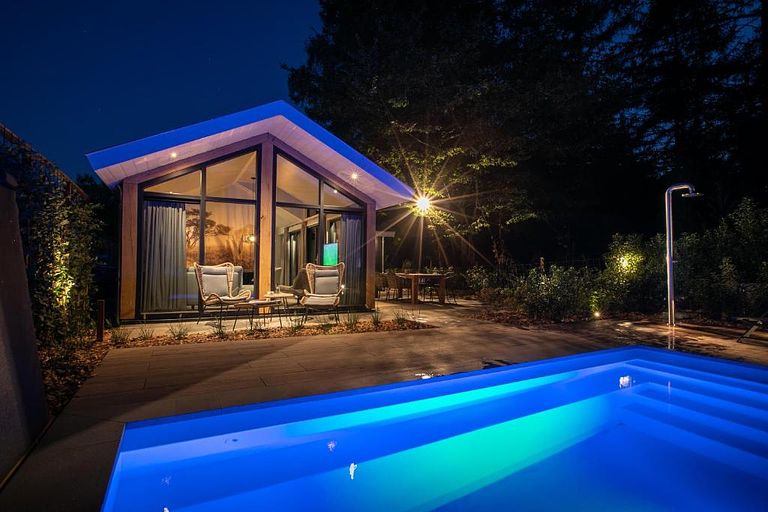 Luxury lodge with (heated) private pool - 1