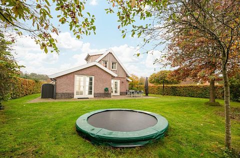 Kindvriendelijk vakantiehuis met trampoline - 3