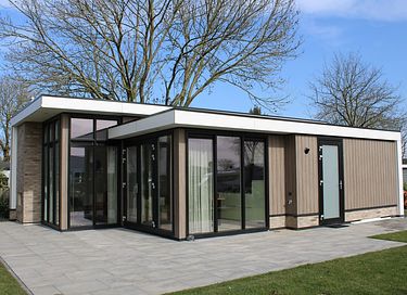 Modern vacation home with private sauna - 4