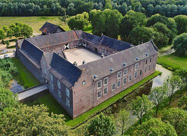 Chambres d'hôtes dans un beau château du Limbourg