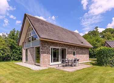 Detached holiday home with private wellness - 2