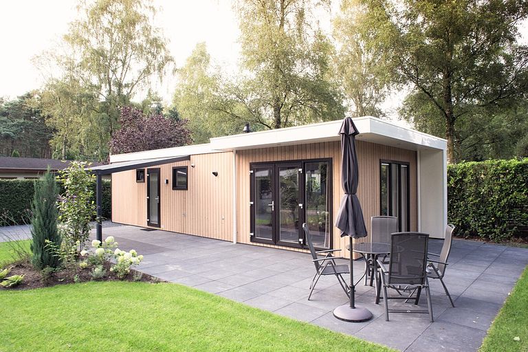 Luxe vakantiehuis met veranda in de natuur - 1