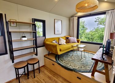 Tiny house on the water near Leeuwarden - 3