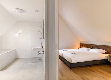 Group accommodation on a park in Drenthe - 11