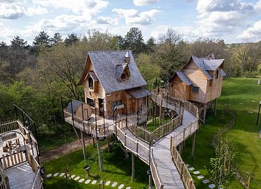 Luxury tree lodge with sauna - 36