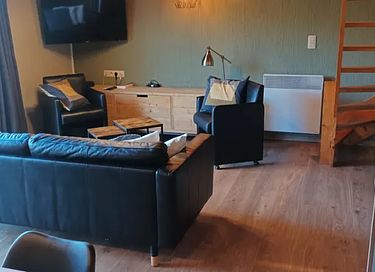 Waterfront holiday home with sauna - 10