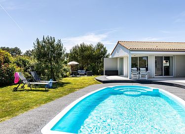 Villa de vacances avec piscine privée en France