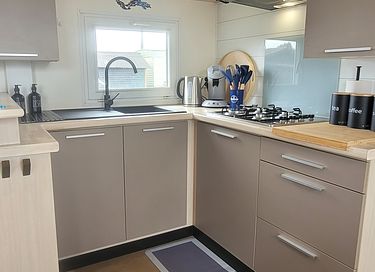 Logement de vacances avec jacuzzi au bord de l'eau - 13