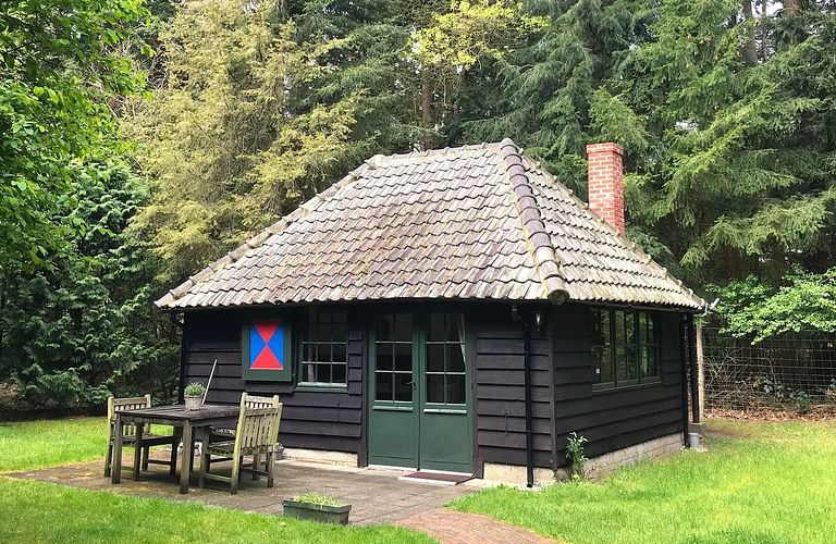 Romantic forest cottage on Veluwe estate - 1