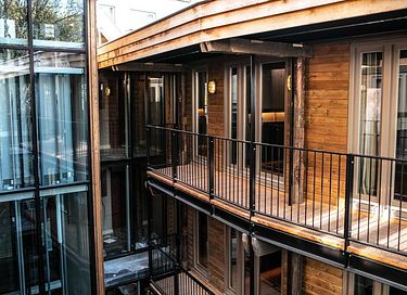 Rustikale Suite in modernem Designhotel - 16