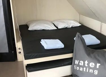 Slapen op een vlot op de Loosdrechtse plassen - 14