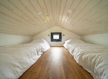 tiny house au bord d'un lac en Gueldre - 12
