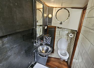 Overnacht op een 100 jaar oud schip - 14