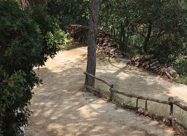 Natuurcabin aan kust Barcelona met zeezicht - 51