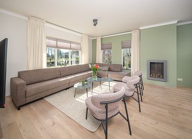 Luxury group accommodation with sauna and hot tub - 7