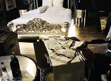 Un hôtel spécial avec des chambres "passionnantes - 11