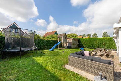 Family house with enclosed garden near the sea - 3