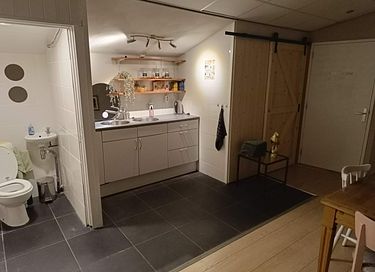 Einzigartiges Glamping Armeezelt mit Whirlpool und Ofen - 19
