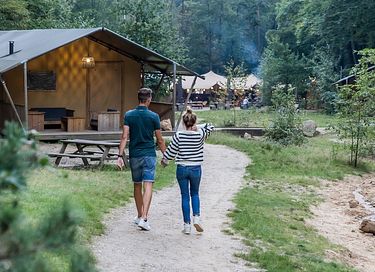 Geräumiges Glampingzelt (7p) im Wald - 23