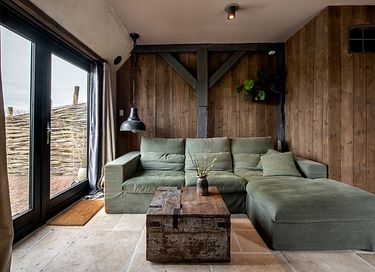 Beautifully renovated farmhouse with many luxuries - 3