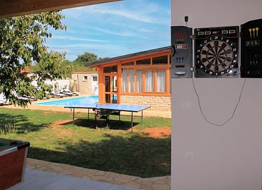 Group accommodation with private pool - 37