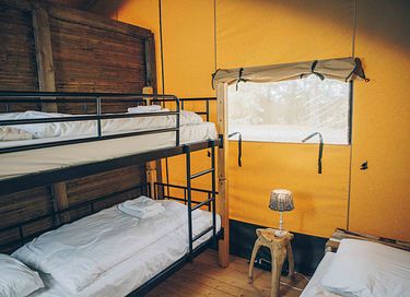 Tente safari de luxe en camping polyvalent - 32