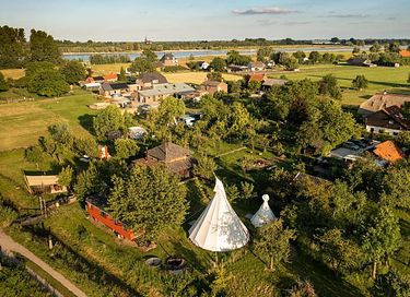 Slapen tussen de schapen in een tipi (5 pers) - 3
