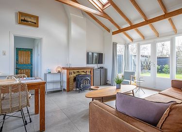 Stimmungsvolles Haus mit Holzofen auf Texel - 10