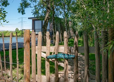 Tiny House Boat in de natuur - 2
