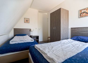 Spacious villa near the IJsselmeer - 15