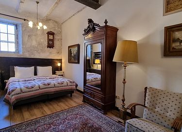 B&B in beautiful Limburg castle - 14