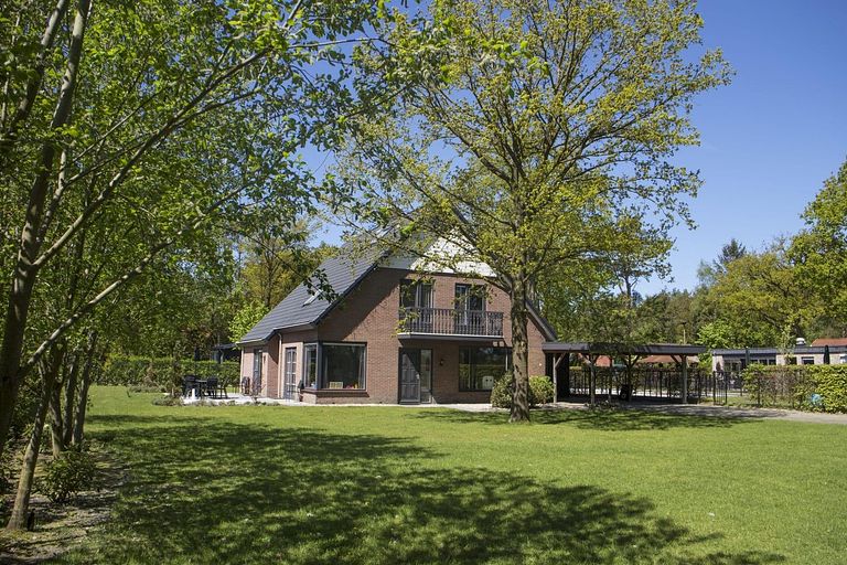 Groepsaccommodatie (tot 23p) op leuk park - 1