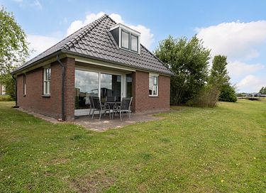 Animal friendly bungalow in Drenthe - 2