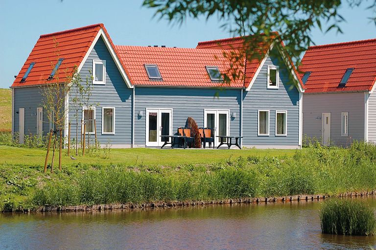 20-persoons villa op een leuk park in Zeeland - 1