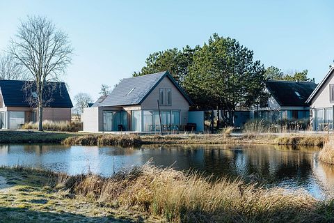 Holiday home within walking distance of beach and sea - 4