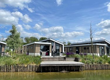 Ruime vakantiewoning (6p) aan het water - 12