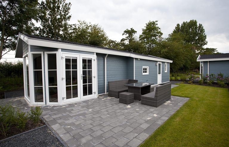 Vrijstaand vakantiehuisje dichtbij een meer - 1