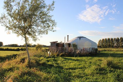 Luxe yurt met houtkachel en privé sanitair - 2