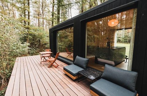 Romantic cabin at a forest edge - 3