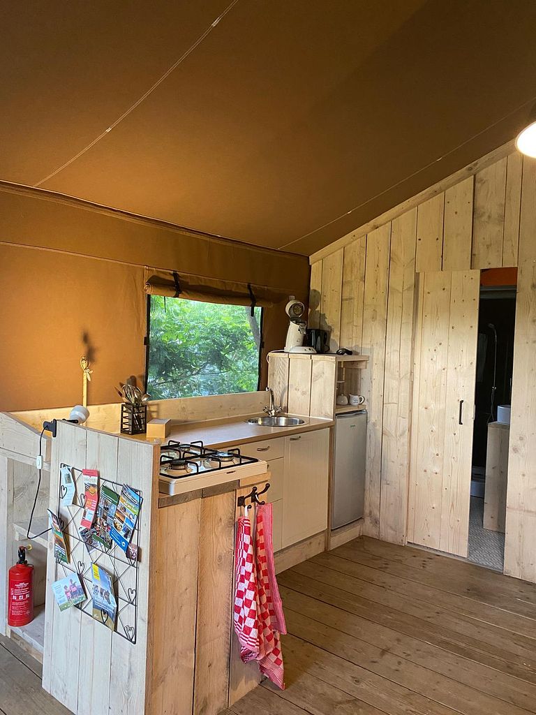 Glampingtent op boerencamping - 1