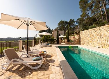 Holiday home with pool and beautiful views - 9