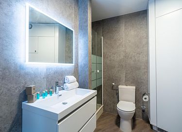 Appartement spacieux avec jacuzzi privé en bord de mer - 18