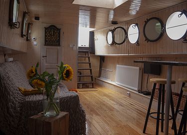 Charming houseboat in a peaceful environment - 24