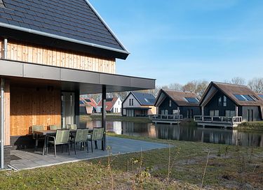 Séjour moderne (6p) avec terrasse au bord de l'eau - 3