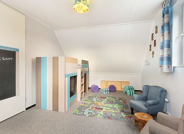 Kindvriendelijk vakantiehuis bij het water - 12