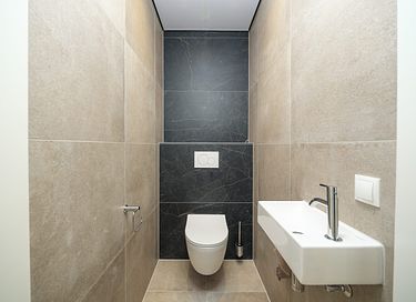 Luxury group accommodation with sauna and hot tub - 25