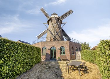Gruppebejlægning i en historisk mølle - 2