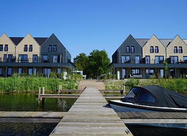 10-Personen-Wohnung am Wasser